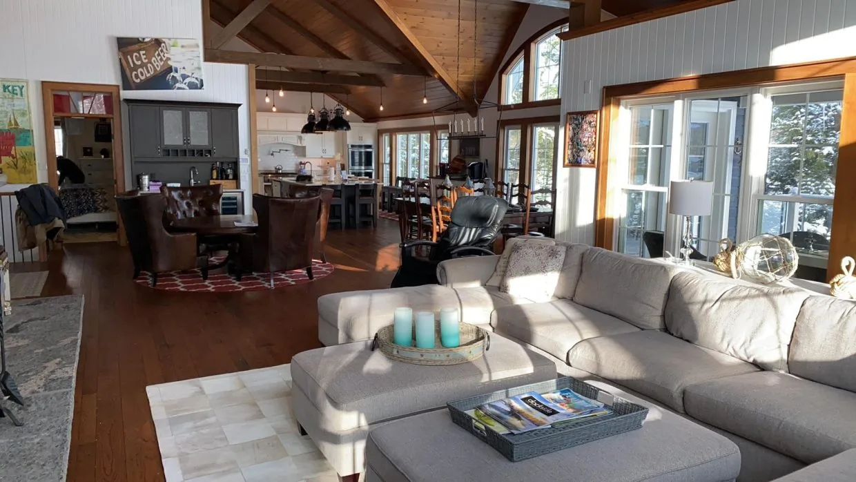 Muskoka Custom Home Builders - Living room