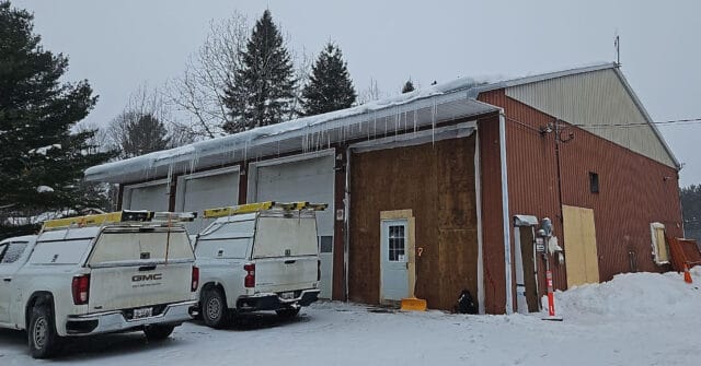 picture-804639961 - John Lawrence